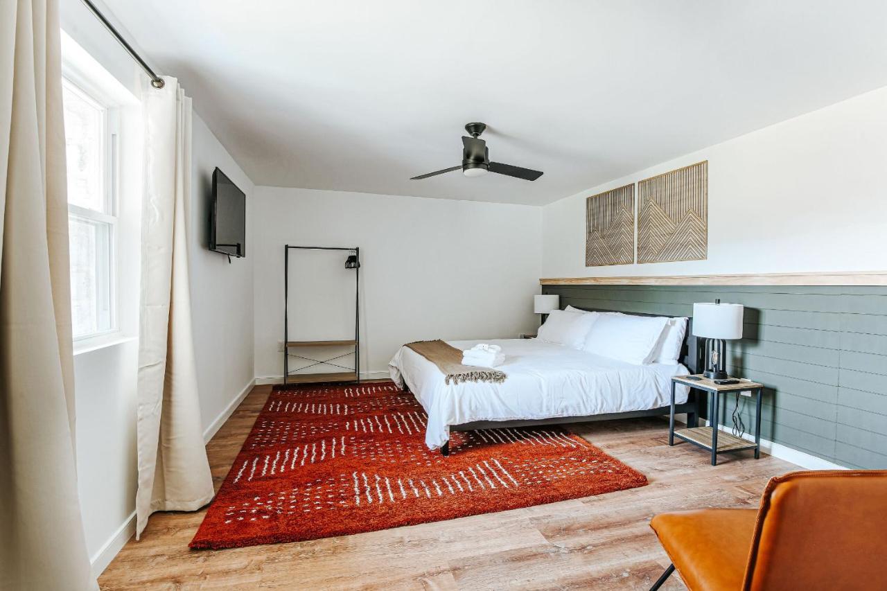 Grey Pine Lodge Waynesboro Chambre photo