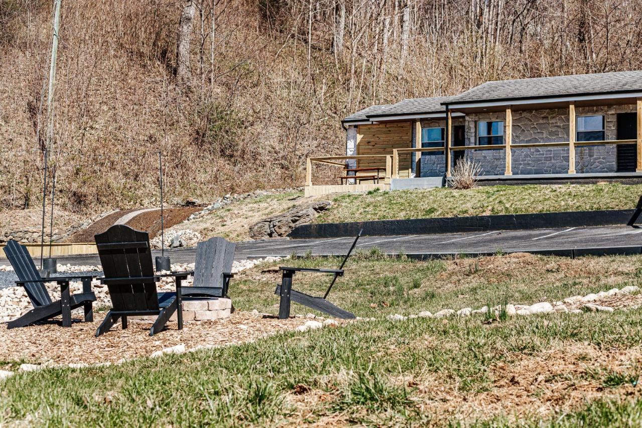 Grey Pine Lodge Waynesboro Chambre photo