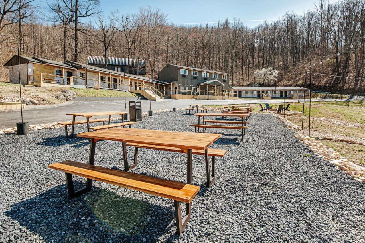 Grey Pine Lodge Waynesboro Chambre photo